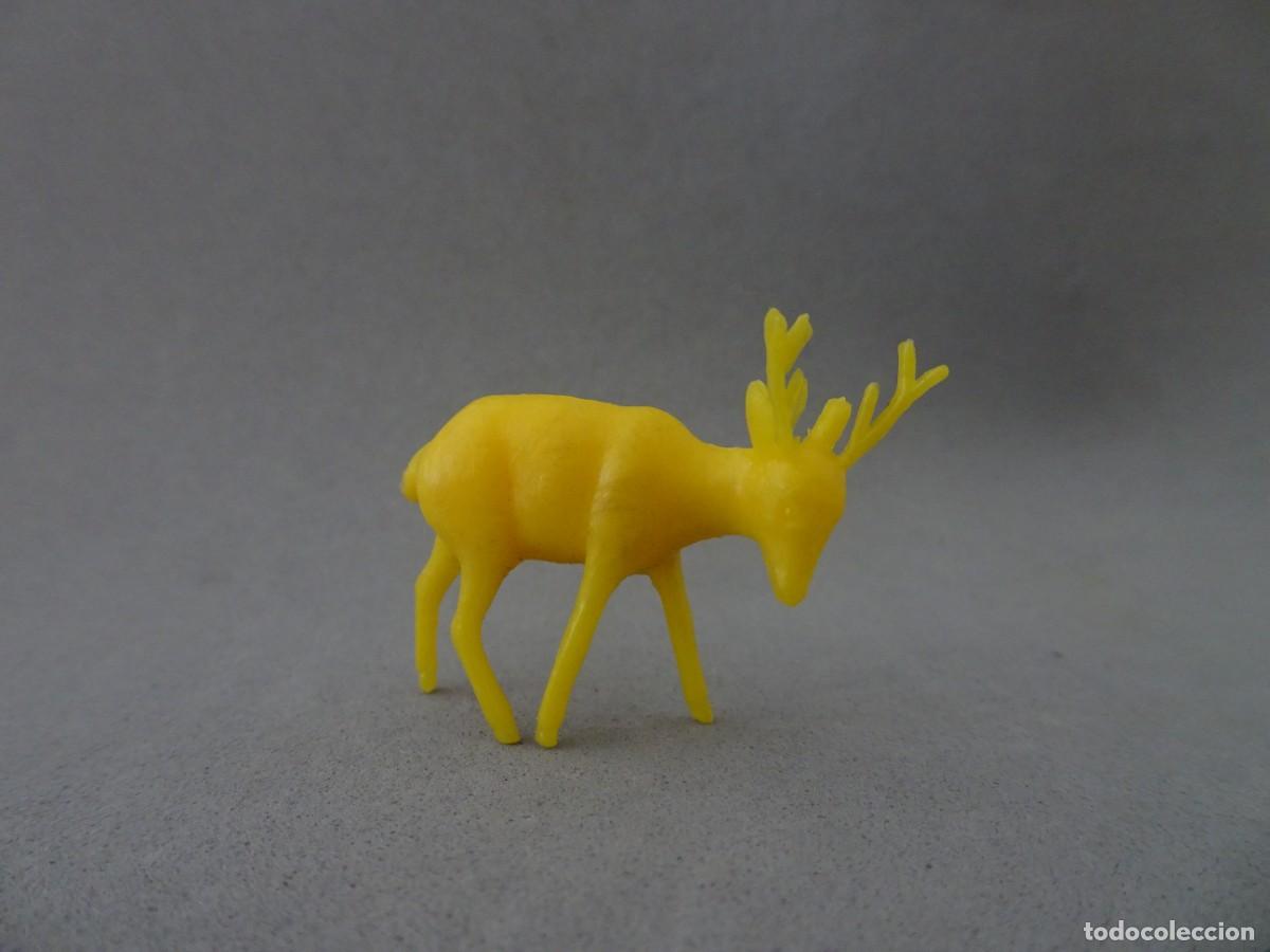 Figuras de Goma y PVC: Figura Dunkin Helados Ol&aacute; Coleccion Animales Salvages