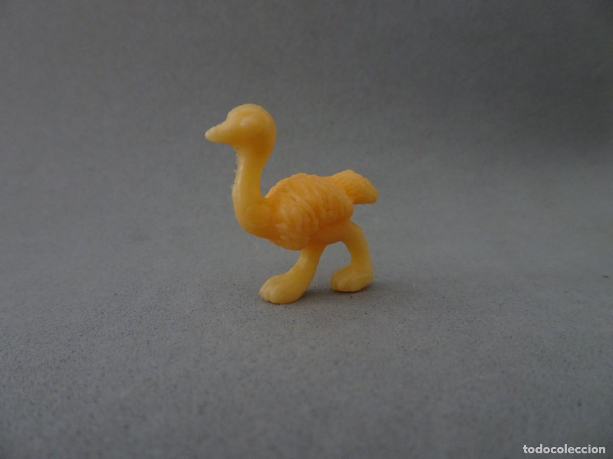 Figuras de Goma y PVC: Figura Dunkin Helados Ol&aacute; Coleccion Animales Salvages