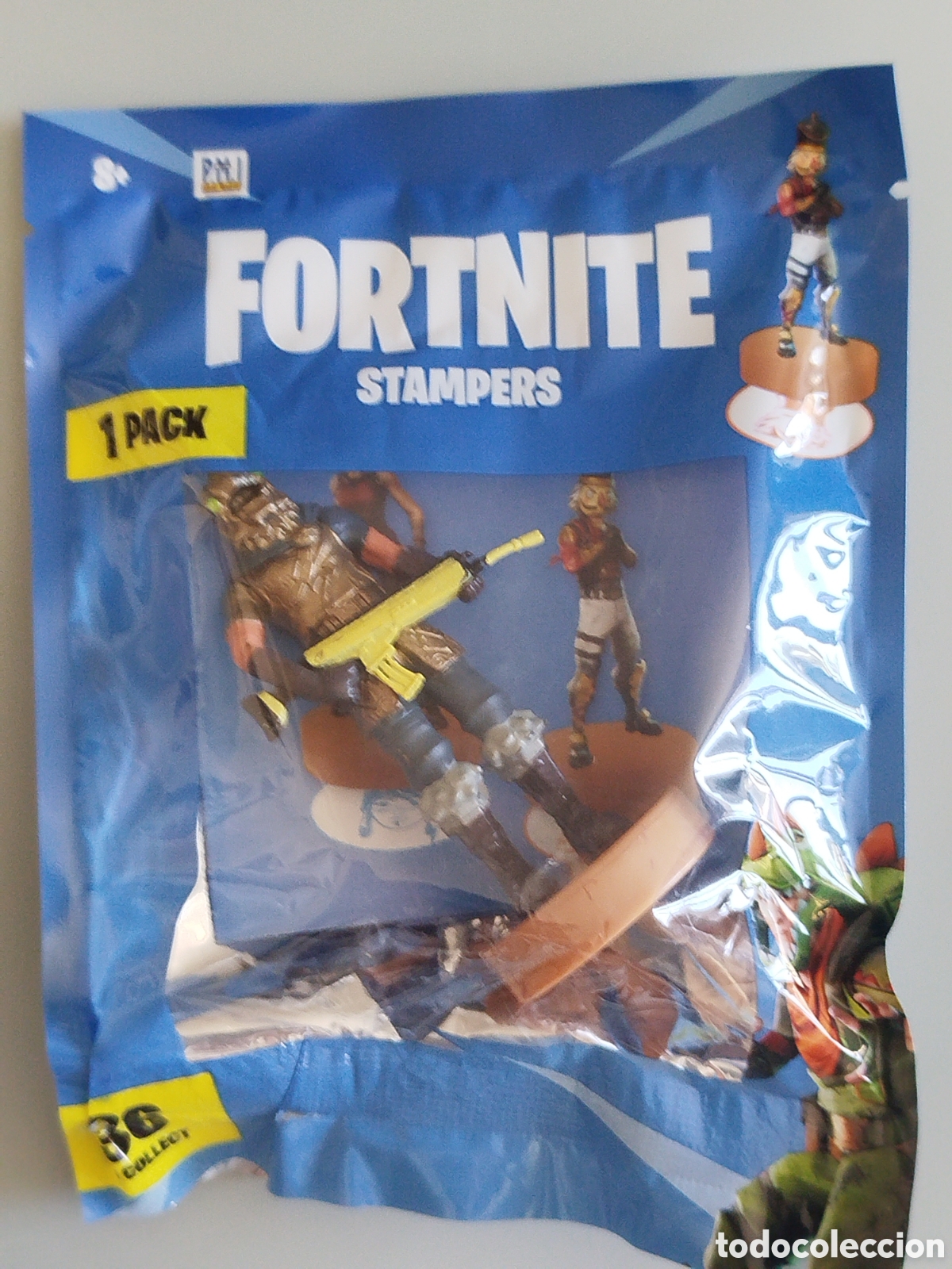 Figuras de Goma y PVC: FIGURA SELLO FORTNITE STAMPERS LEGENDARY SOBRE NUEVO