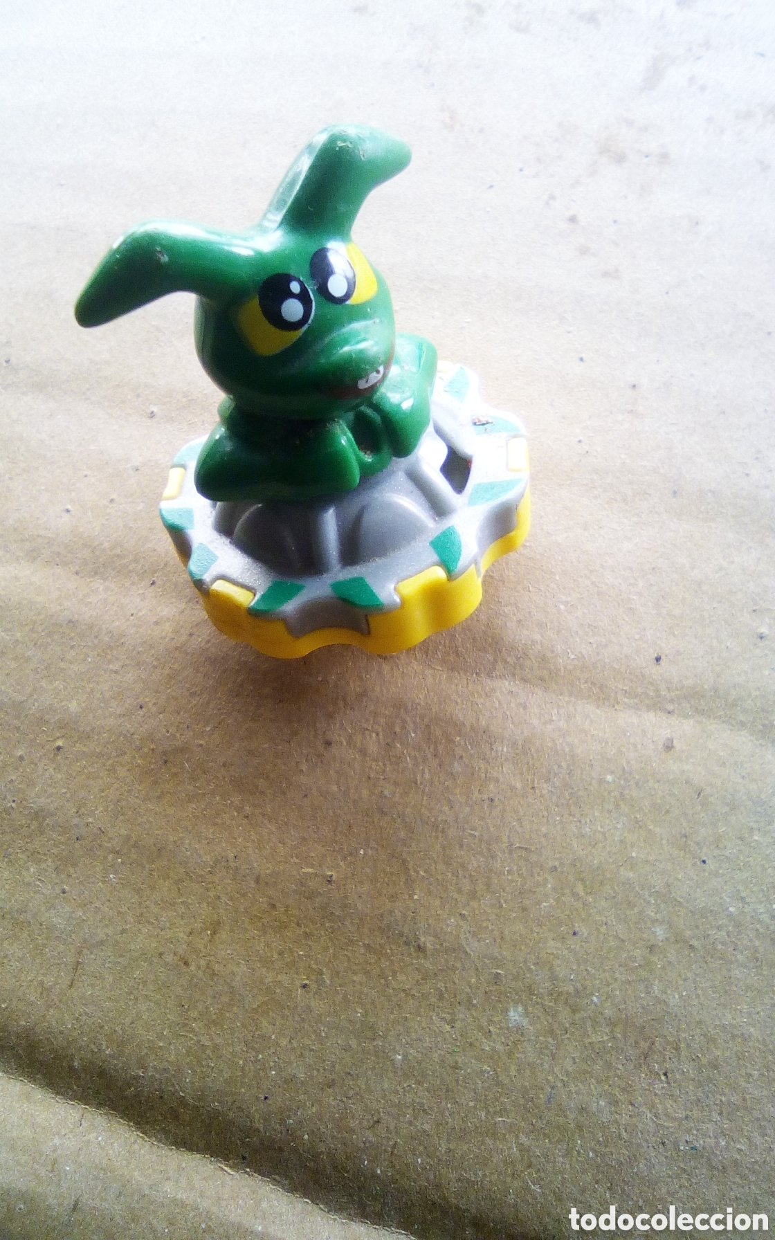 Figuras de Goma Kinder: Figura peonza. Kinder DE016. &copy; MPG 14 B.