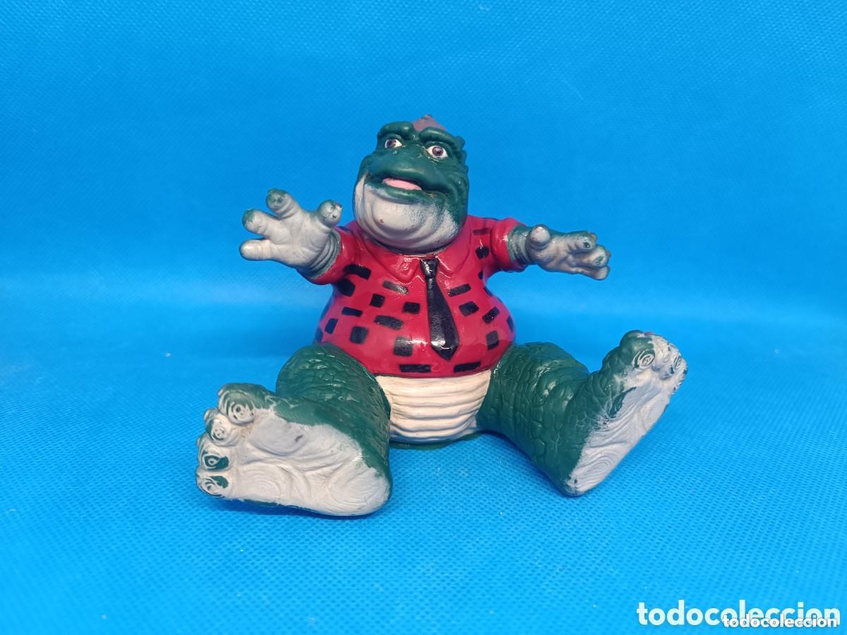Figuras de Goma y PVC: Figura Goma Earl Sinclair sentado serie Dinosaurios