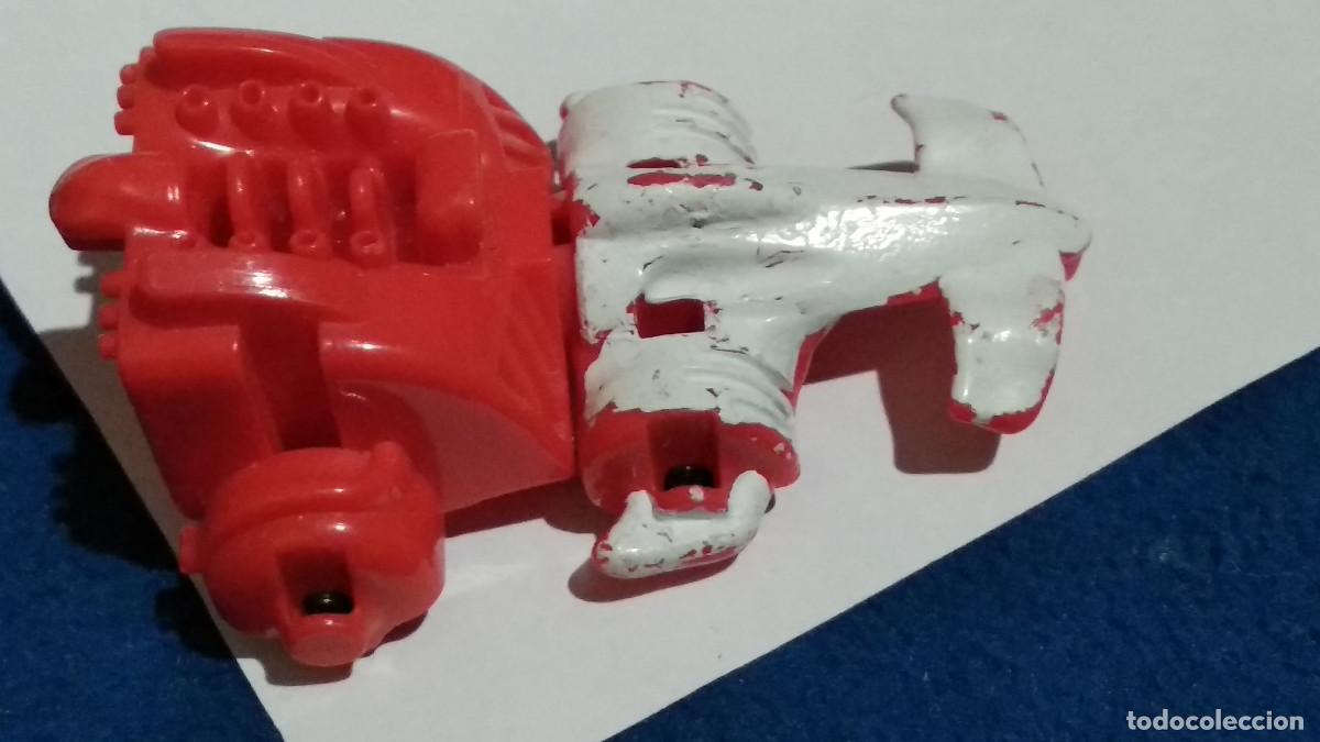 Figuras de Goma Kinder: FIGURA KINDER COCHE CARRERA