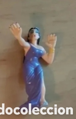 Figuras de Goma y PVC: RESERVADO. VAMPIRESA. SUAREZ.