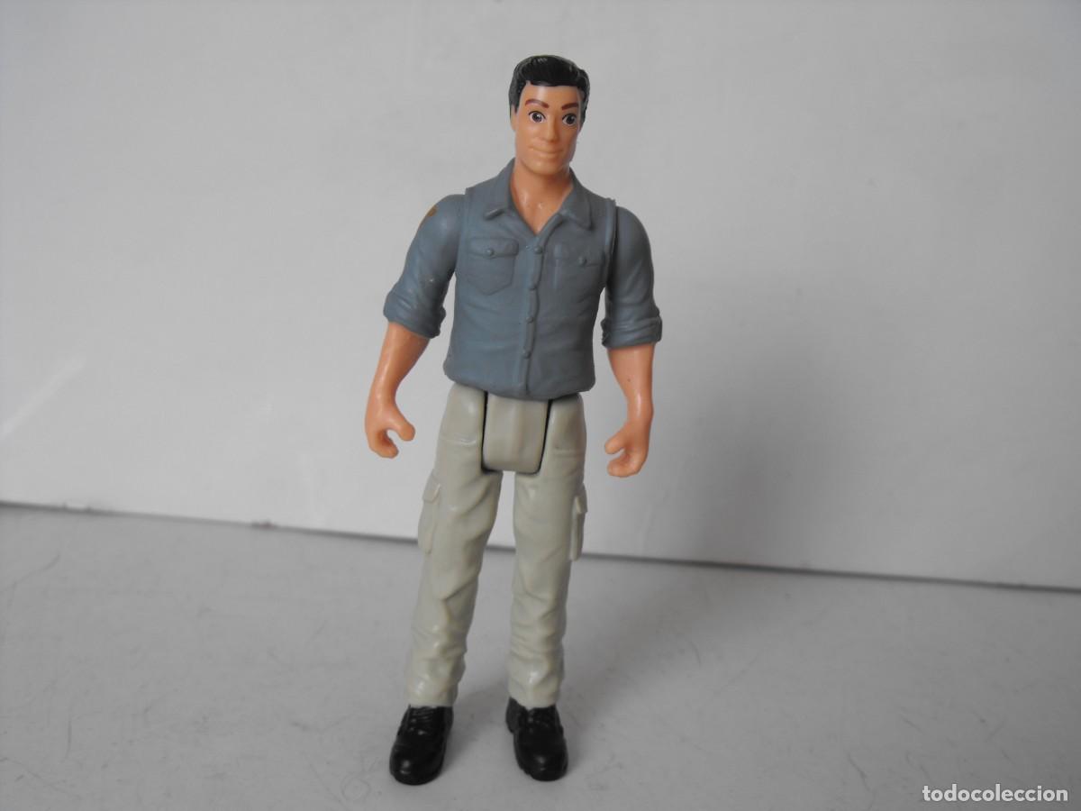 Rubber and PVC Figures: Figura de hombre articulada. 9,5 cm de altura