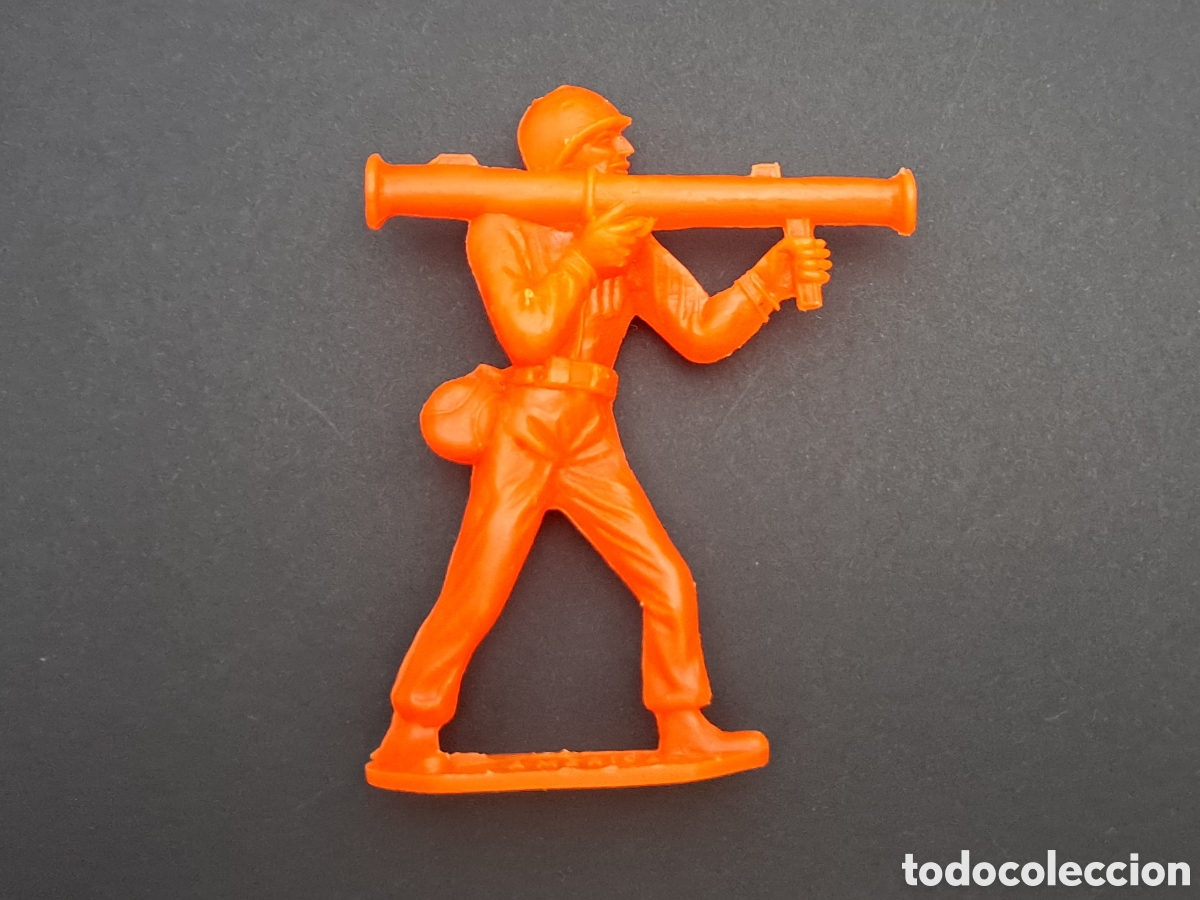 Figuras de Goma y PVC: Comansi Soldado Bazooca