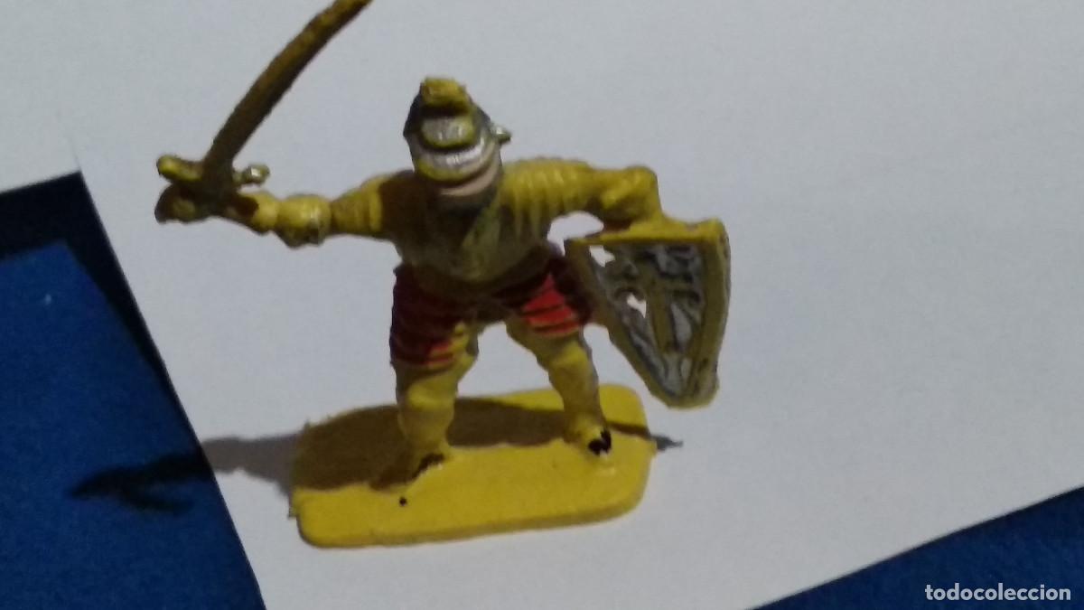 Figuras de Goma y PVC: FIGURA SOLDADO MEDIEVALE edad media CRUZADAS comansi O JECSAN DE LOS A&Ntilde;OS 60/70