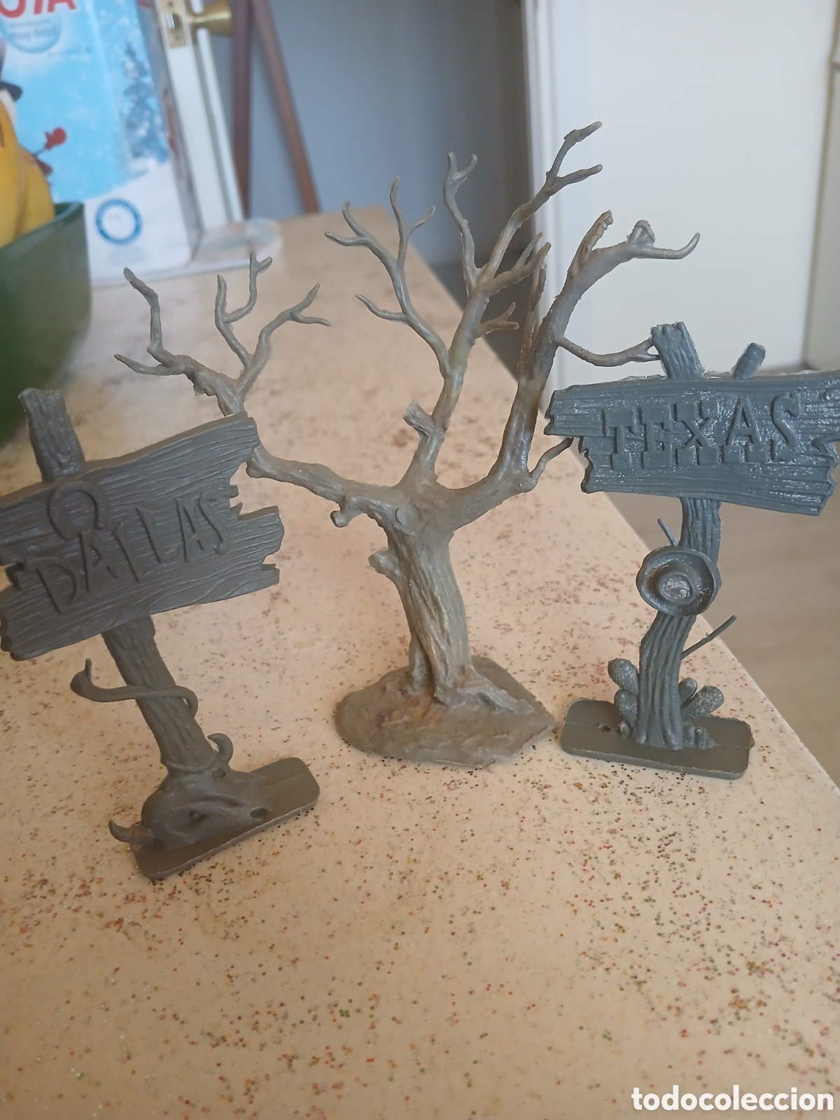 Figuras de goma y PVC: Jecsan arboles del oeste - Foto 1