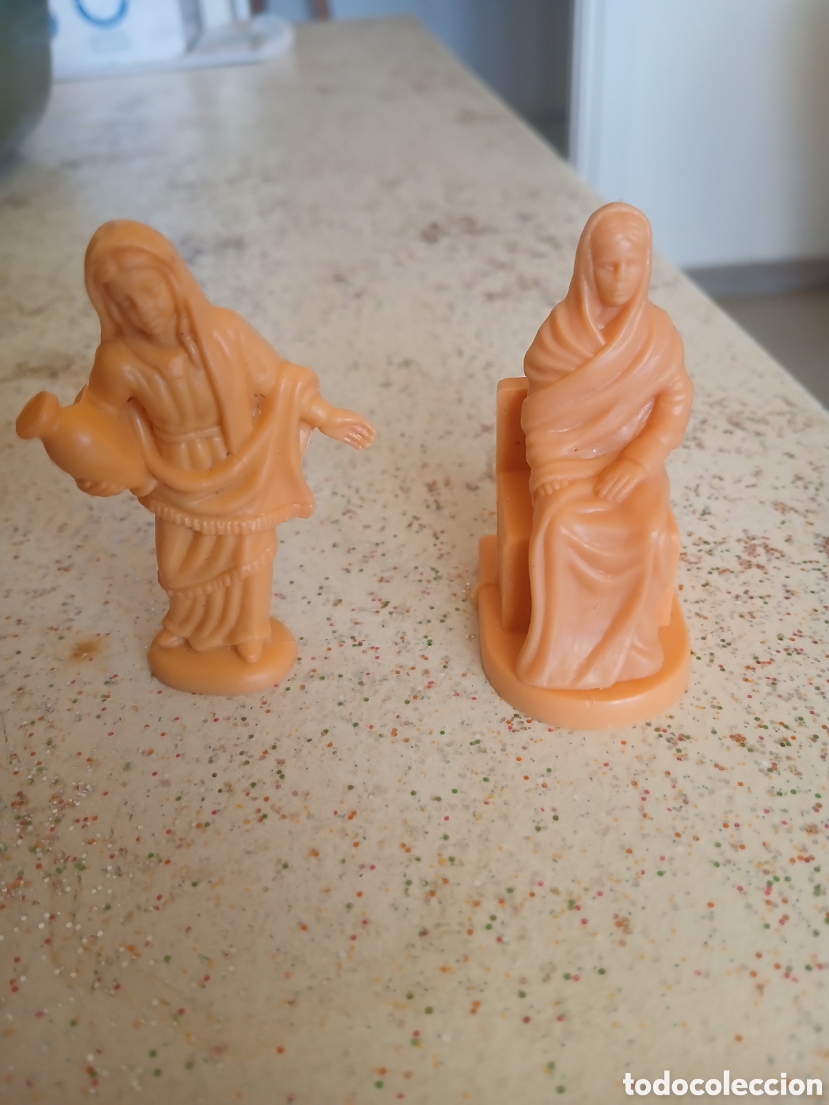 Figuras de Goma y PVC: Figuras mujeres romanas