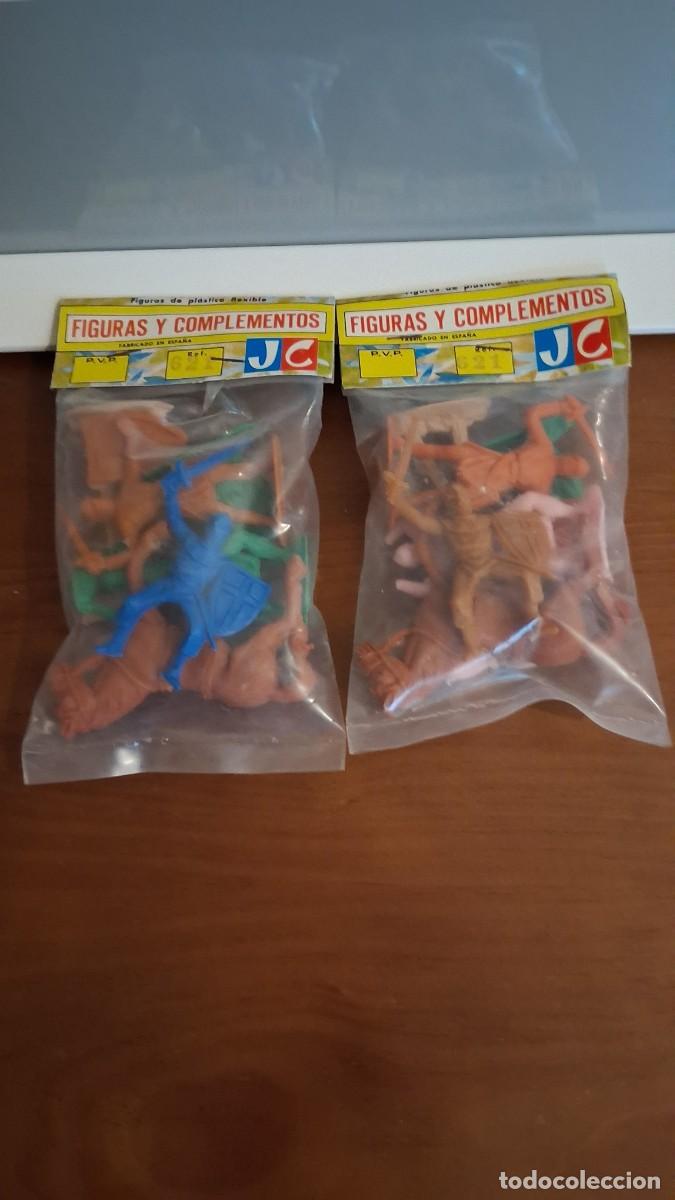 Figuras de Goma y PVC: 2 X Blister Jecsan Cruzados