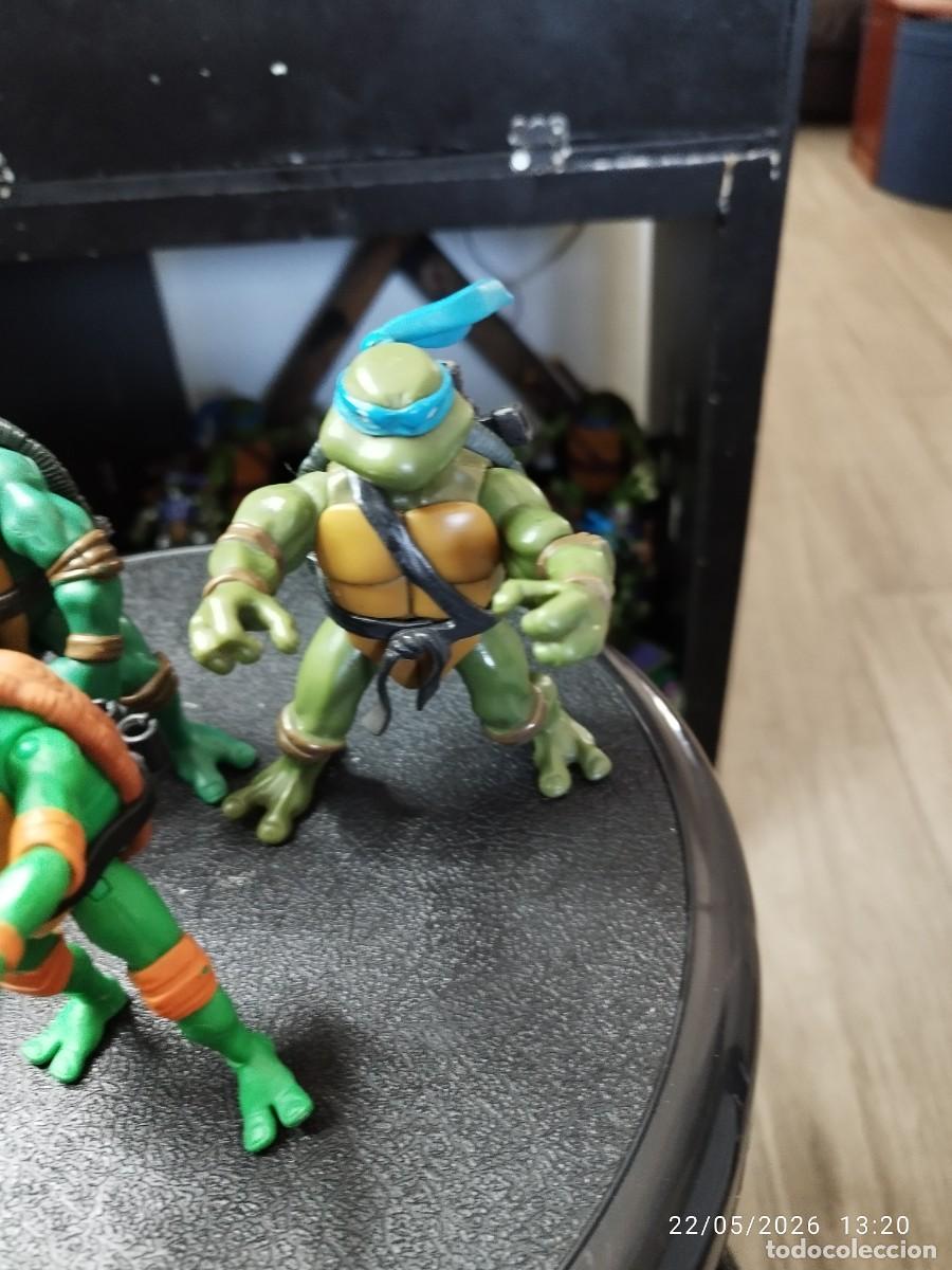 Figuras de goma y PVC: 3 Figuras Tortugas Ninja - Foto 2