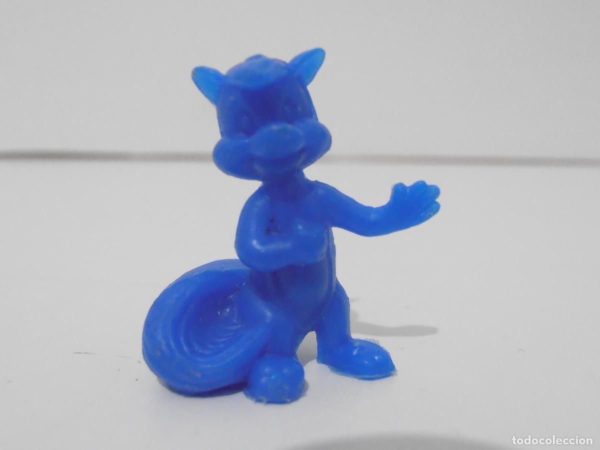 Figuras de Borracha e PVC: FIGURA DUNKIN, PEPE LE PEW WARNER, AZUL