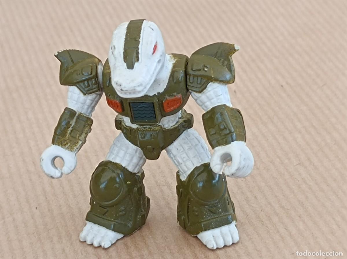 Figuras de Goma y PVC: FIGURA SERIES DE COMBATE GRUESOME GATOR