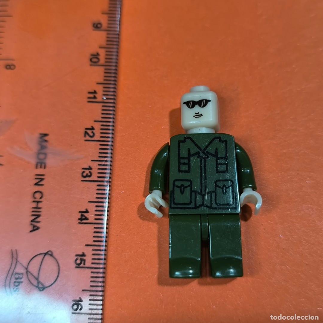 Figuras de Goma y PVC: 001268JUG-imitacion Lego militar