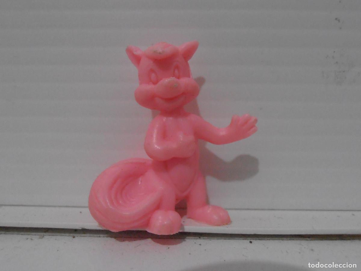 Figurines en Caoutchouc et PVC: FIGURA DUNKIN, PEPE LE PEW WARNER, ROSA