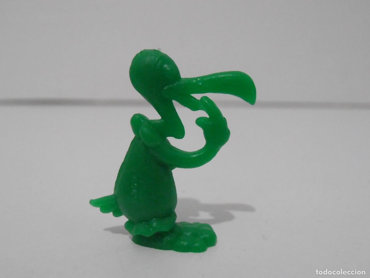 Figuras de Goma y PVC: FIGURA DUNKIN, BUITRE BEAKY WARNER, VERDE
