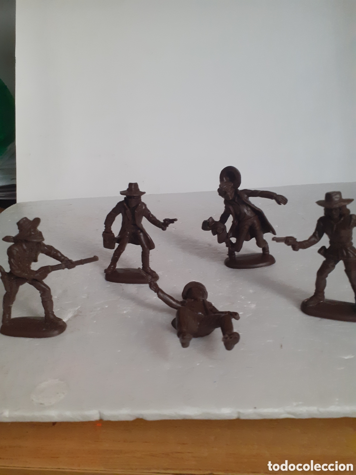 Figuras de Goma y PVC: FIGURAS SERIE BANDIDOS PLASTICO ATLANTIC
