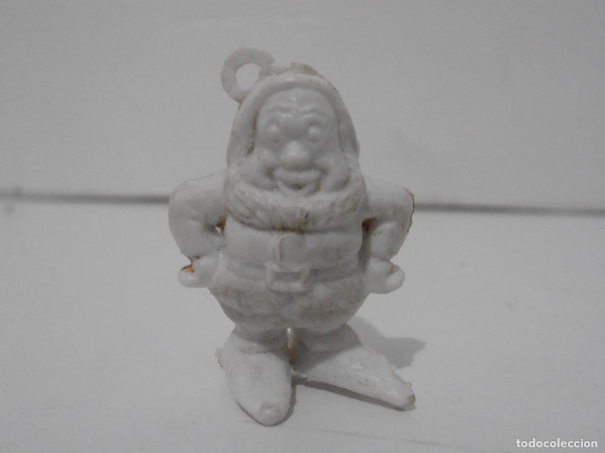 Figuras de Goma y PVC: FIGURA DUNKIN PREMIUM DISNEY ENANITO BLANCANIEVES, BLANCO