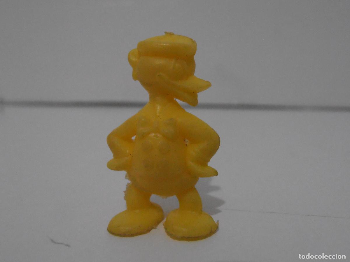 Figuras de Goma y PVC: FIGURA DUNKIN PREMIUM DISNEY PATO DONALD, AMARILLO