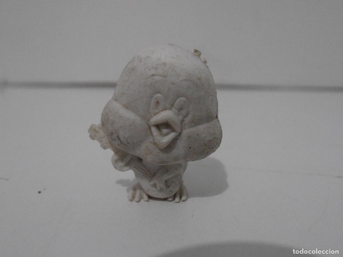 Figuras de Goma y PVC: FIGURA DUNKIN PREMIUM POLLITO BLANCO
