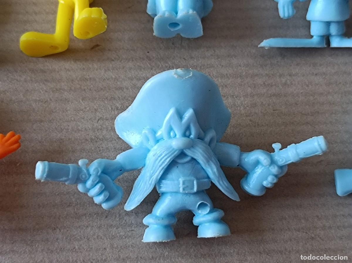 Figuras de goma y PVC: LOTE FIGURITAS DUNKIN WARNER - Foto 12