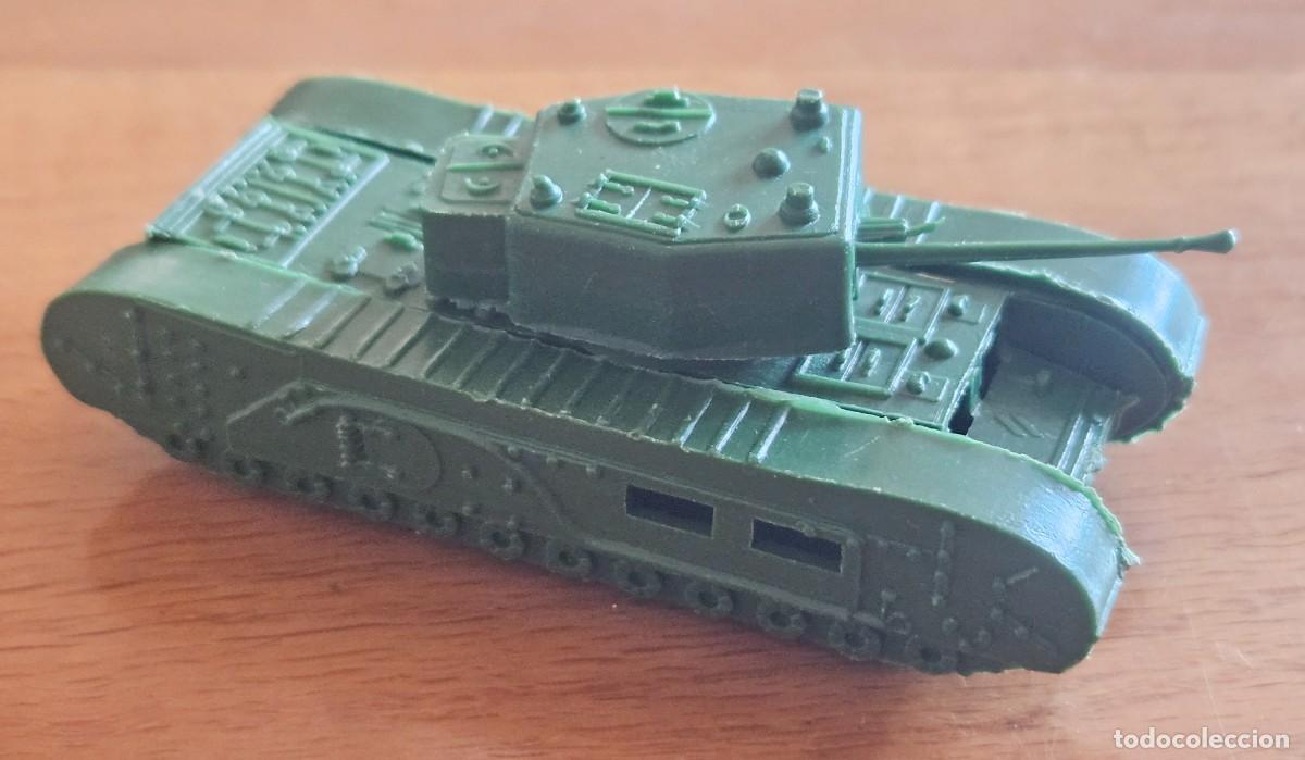 Figuras de Goma y PVC: Tanque Churchill color verde oscuro incompleto - Montaplex 418 Monta Plex Monta Man - dif&iacute;cil y raro
