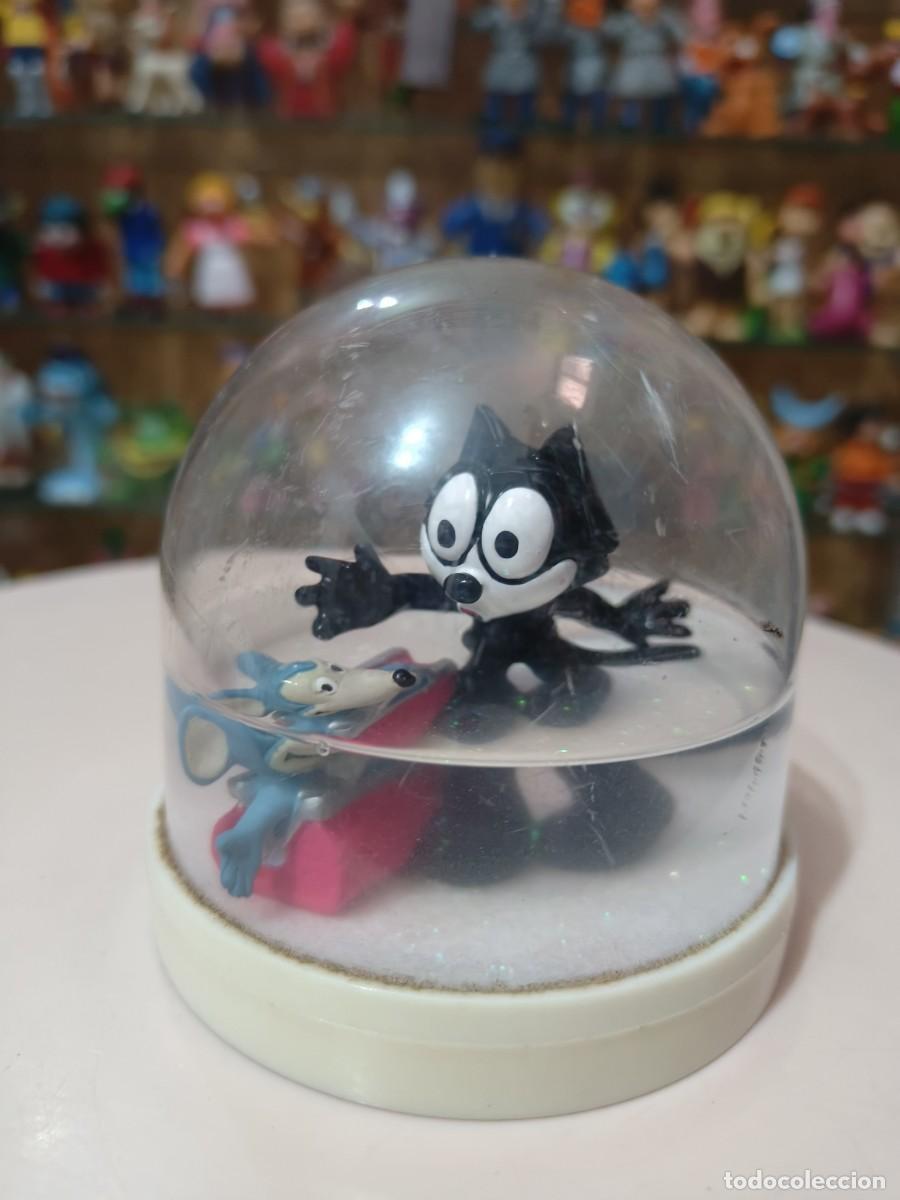 Figuras de Goma y PVC: Ocasion ! M&iacute;tica Bola de nieve con purpurina Figura goma pvc Comics spain Felix el Gato a&ntilde;os 80
