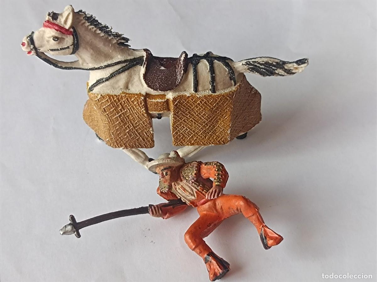 Figuras de Goma y PVC: FIGURA DE GOMA PICADOR FABRICANTE TEIXIDO SERIE PLAZA DE TOROS