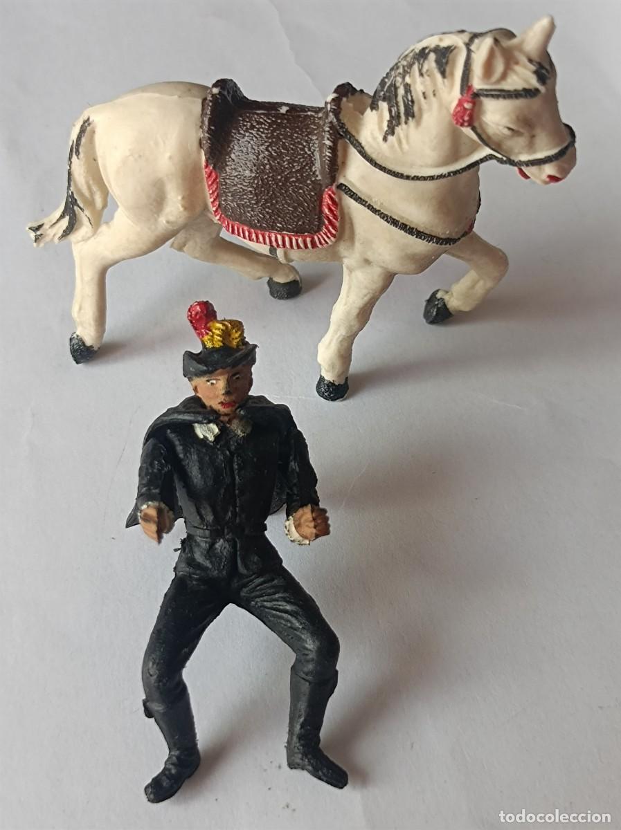 Figuras de Goma y PVC: FIGURA DE PL&Aacute;STICO ALGUACIL FABRICANTE TEIXIDO SERIE PLAZA DE TOROS