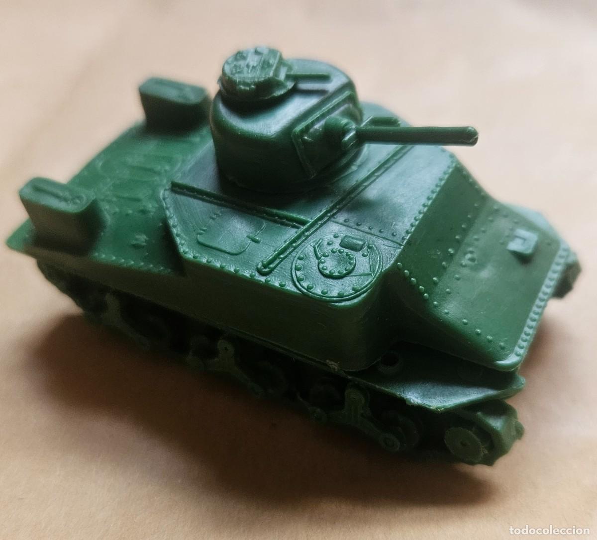 Figuras de Goma y PVC: Tanque italiano Fiat Montaplex Monta-Plex 461 o 464 incompleto