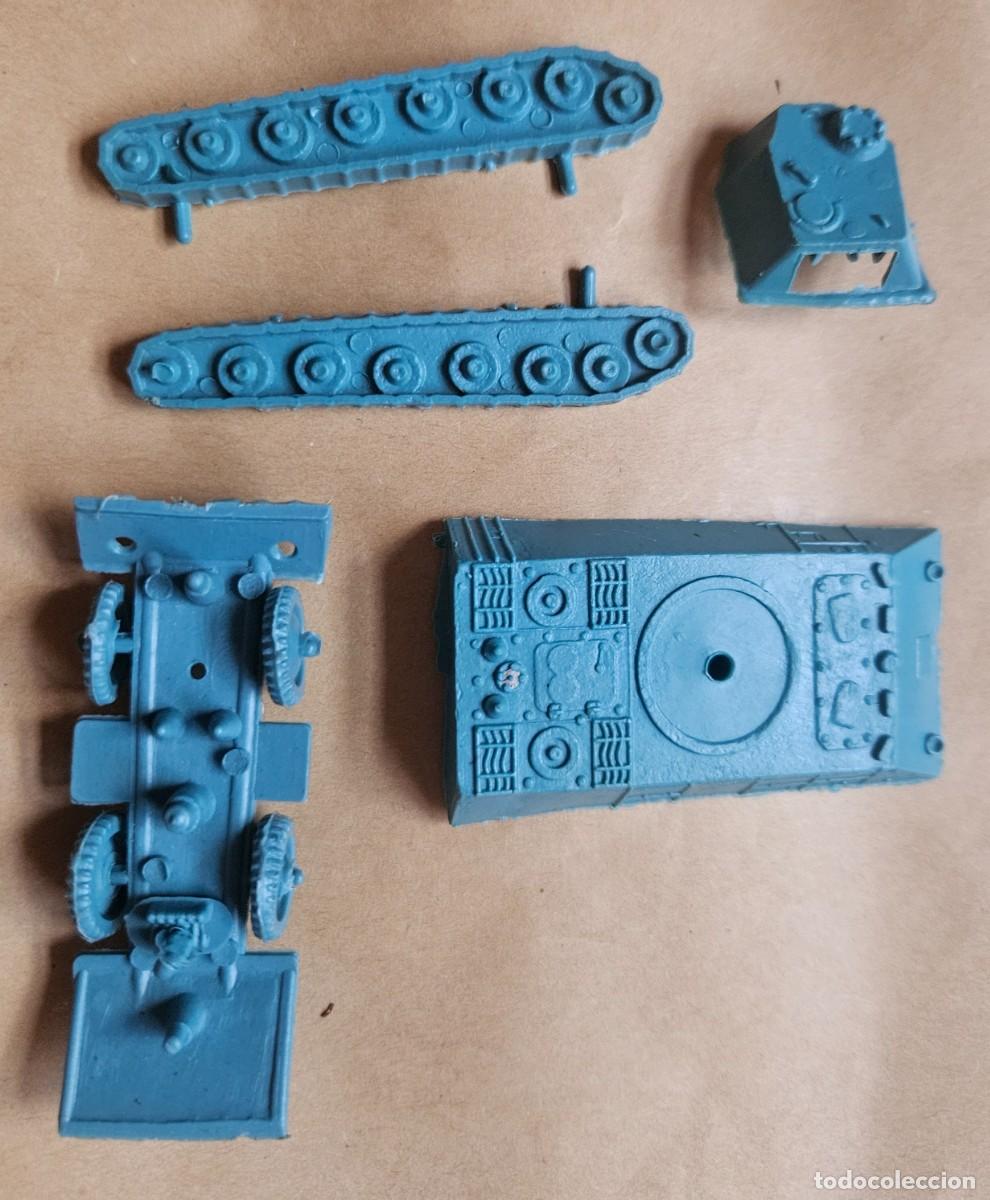 Figuras de Goma y PVC: Piezas de tanque Panzer Alemania alem&aacute;n - Montaplex Monta-Plex