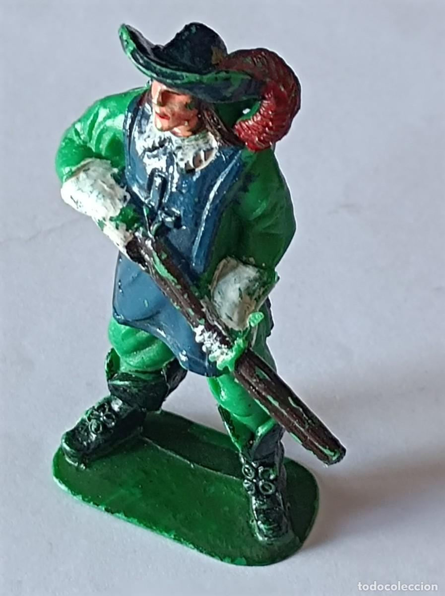 Figuras de Goma y PVC: FIGURA MOSQUETERO DE PL&Aacute;STICO FABRICANTE JECSAN SERIE MOSQUETEROS