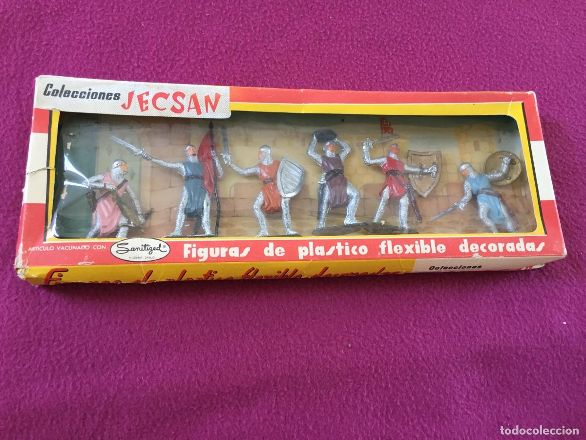Figuras de Goma y PVC: JECSAN : CAJA COMPLETA DE EDAD MEDIA - 6 FIGURAS DE SOLDADOS MEDIEVALES EN PLASTICO FLEXIBLE A&Ntilde;OS 60