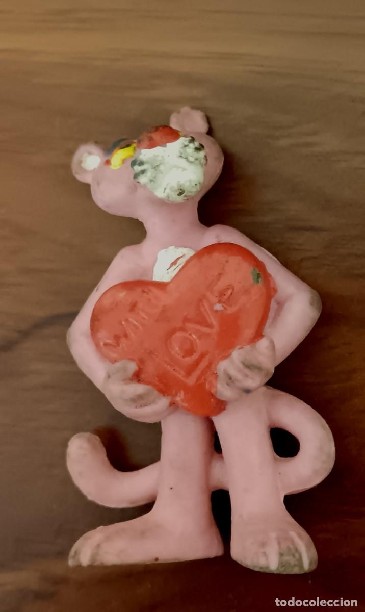 Figuras de Goma y PVC: FIGURA PANTERA ROSA WITH LOVE 5 CM. ALTURA