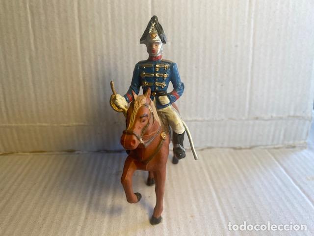 Figuras de Goma y PVC: Dragones de Santiago, corneta a caballo. En goma
