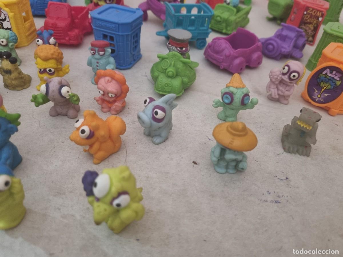 Figuras de goma y PVC: Lote de mu&ntilde;ecos y accesorios zomlings - Foto 6