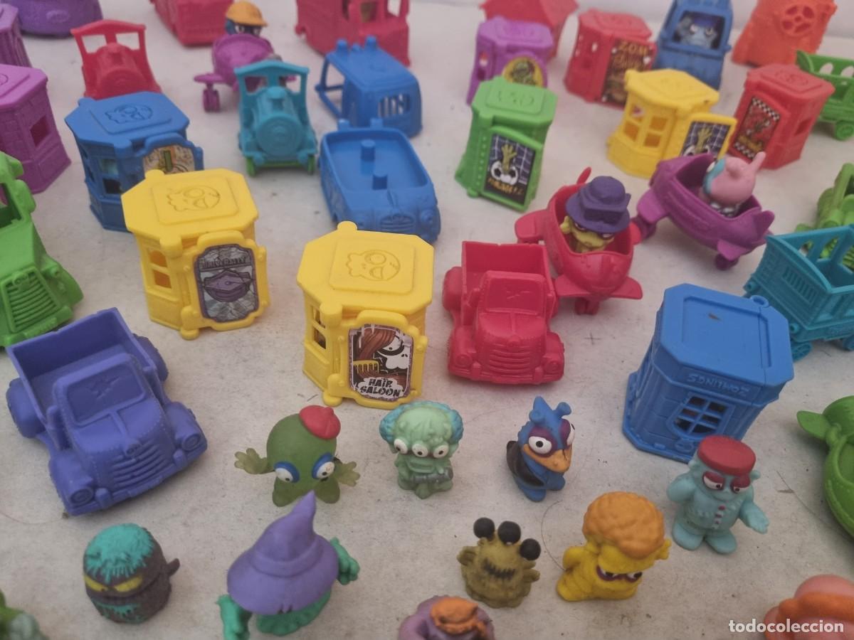 Figuras de goma y PVC: Lote de mu&ntilde;ecos y accesorios zomlings - Foto 12