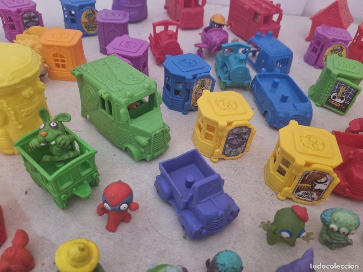 Figuras de goma y PVC: Lote de mu&ntilde;ecos y accesorios zomlings - Foto 13