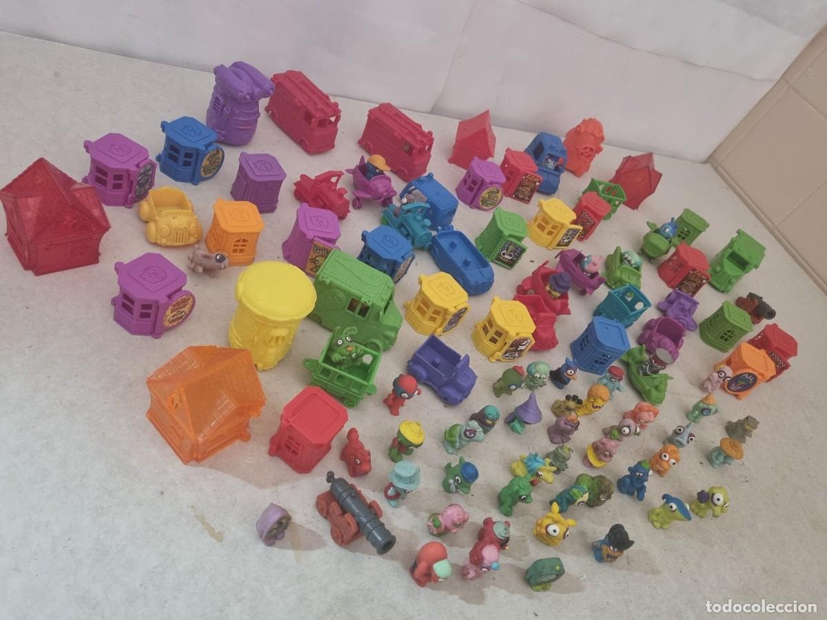 Figuras de goma y PVC: Lote de mu&ntilde;ecos y accesorios zomlings - Foto 30