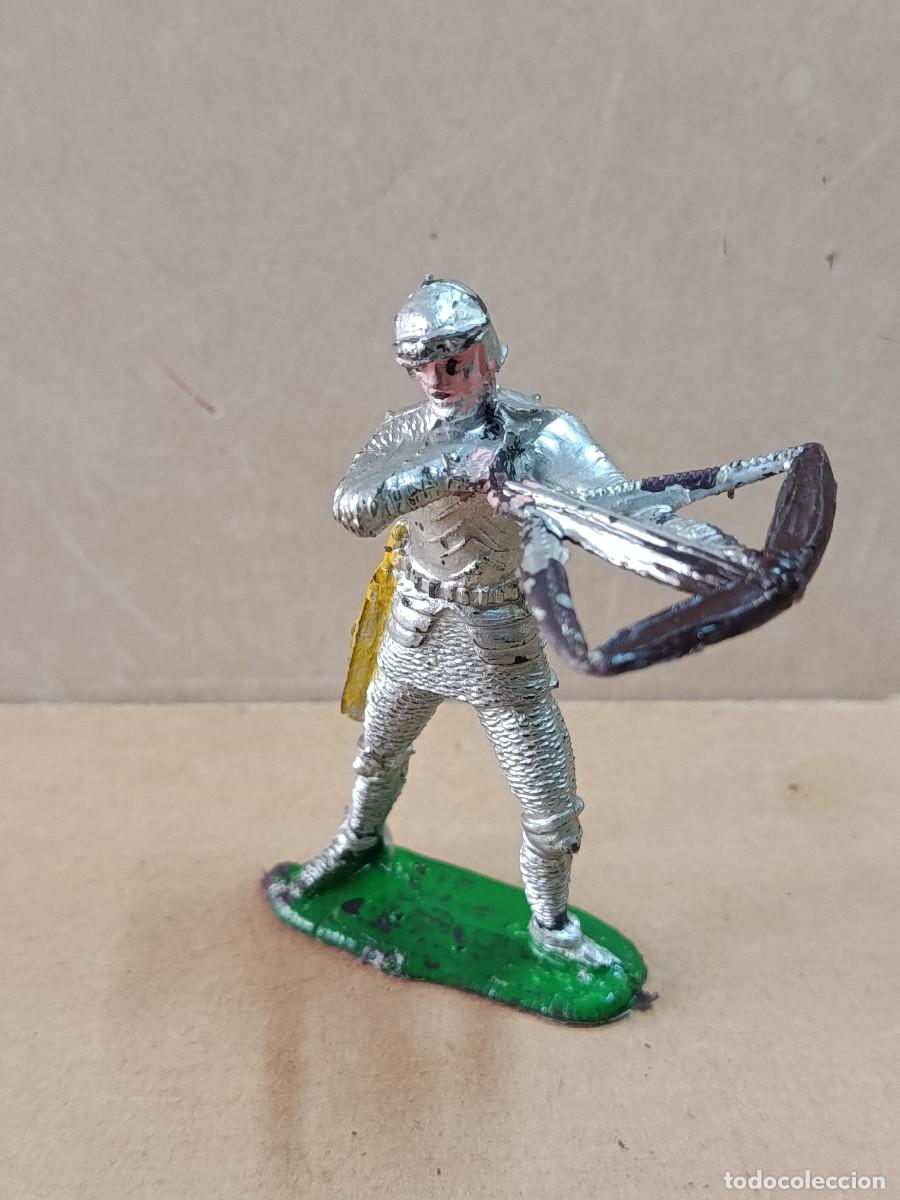 Figure di Gomma e PVC: FIGURA DE PL&Aacute;STICO CABALLERO MEDIEVAL COMANSI
