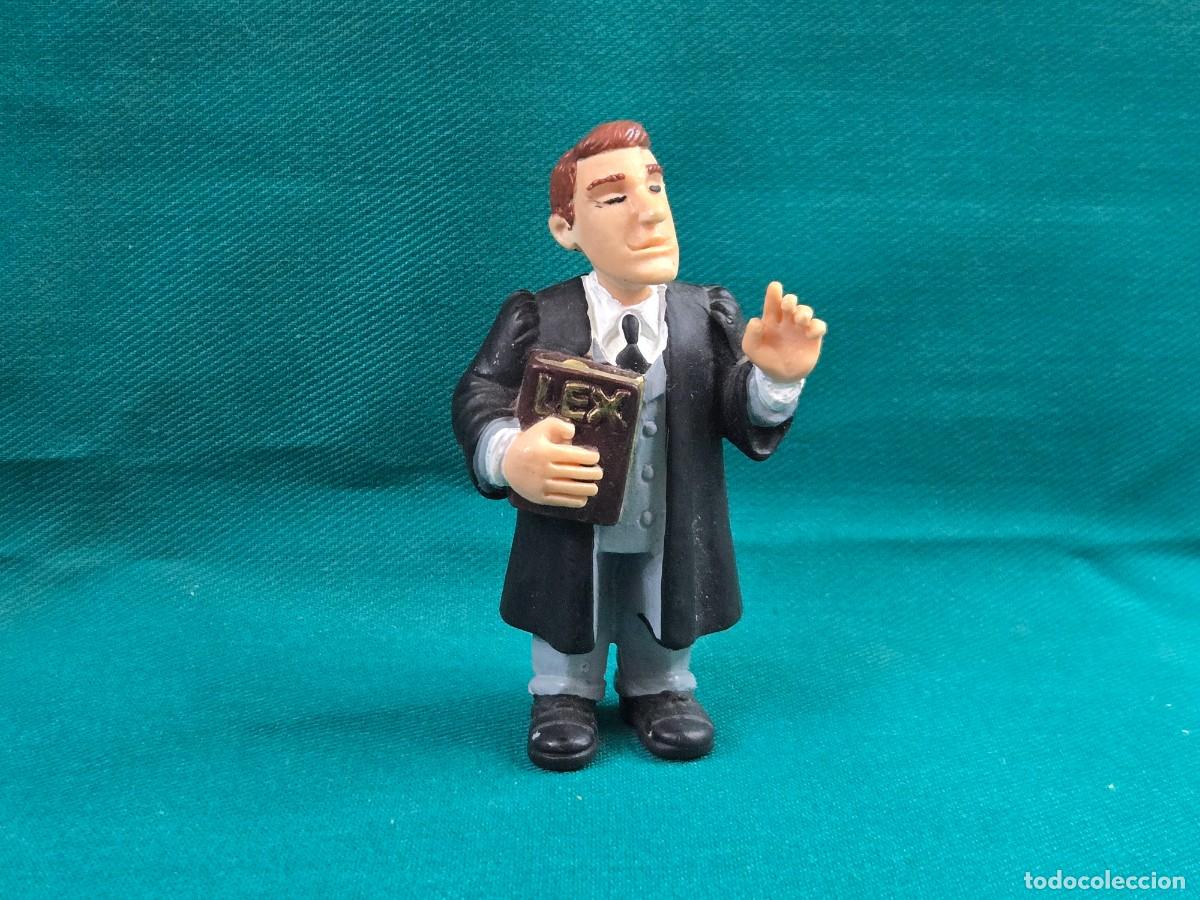 Figuras de Goma y PVC: FIGURA PVC, ABOGADO ,COMICS SPAIN, A&Ntilde;OS 80