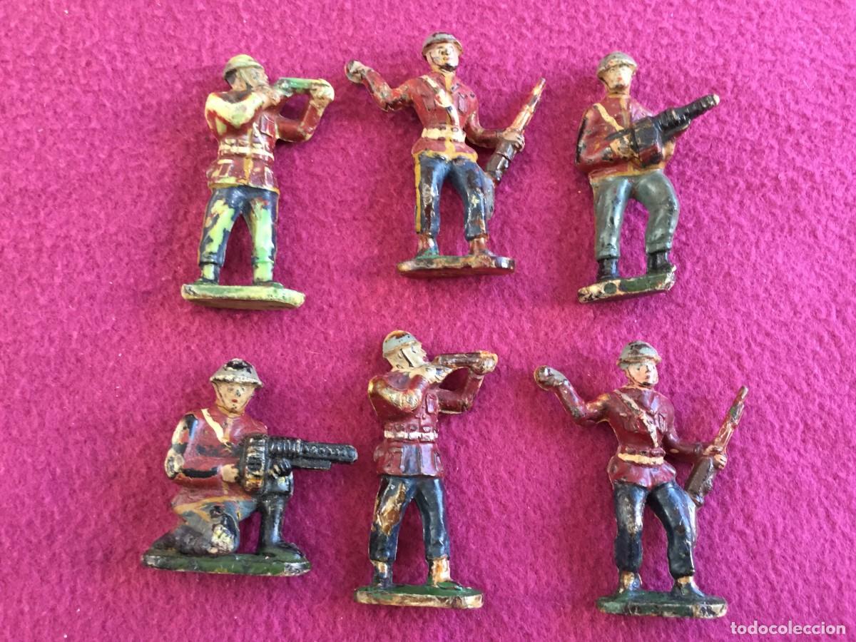 Figuras de Goma y PVC: 6 Soldados en combate de Pech