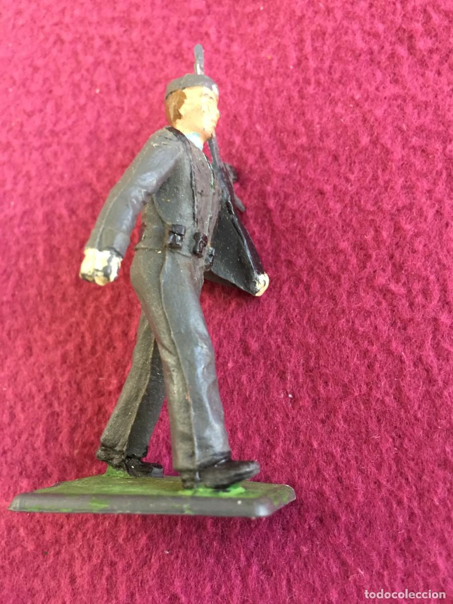 Figuras de Goma y PVC: ANTIGUA FIGURA SOLDADO DE INFANTERIA DESFILANDO