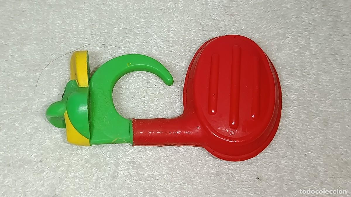 Figuras de Goma y PVC: ANTIGUA PISTOLA DE AGUA ANILLO DE CEREALES KELLOGGS KELLOGG&acute;S - SMACKS - A&Ntilde;OS 90