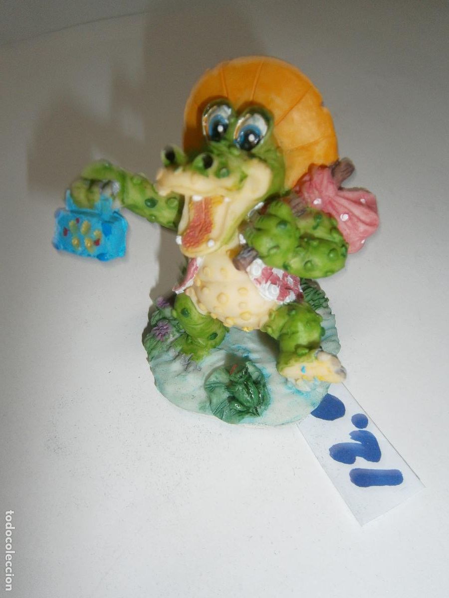 Figuras de Goma y PVC: ANTIGUA FIGURA DE RESINA +- 5 CM - COCODRILO VAGABUNDO