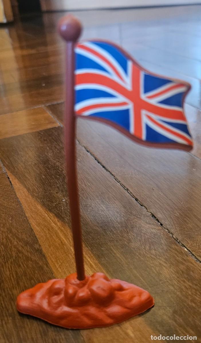 Figuras de Goma y PVC: Bandera Gran Breta&ntilde;a Reino Unido Inglaterra - Montaplex Monta-Plex Montaman soldaditos - 11 cm alto