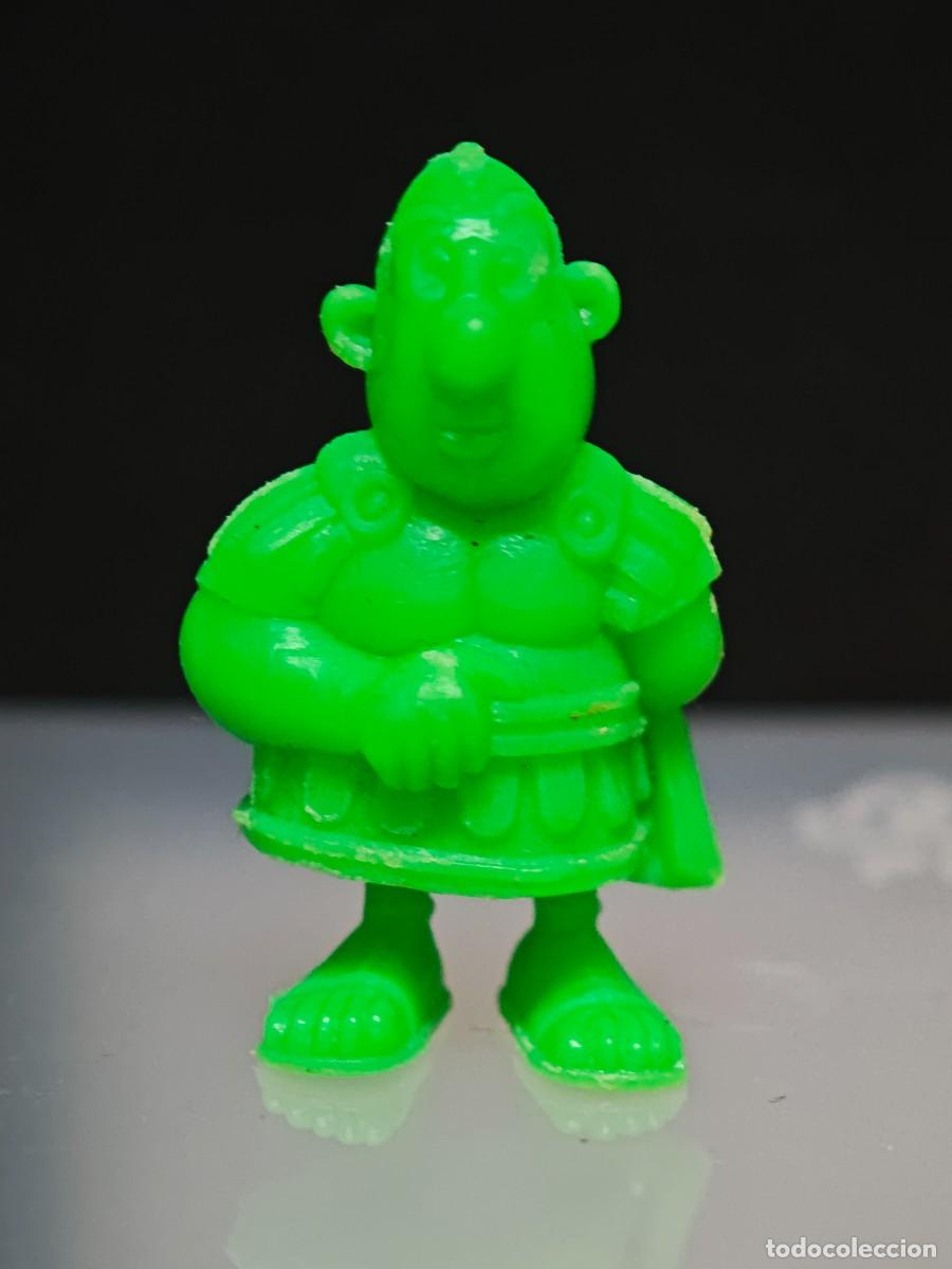 Rubber and PVC Figures: FIGURA DUNKIN ASTERIX Y OBELIX