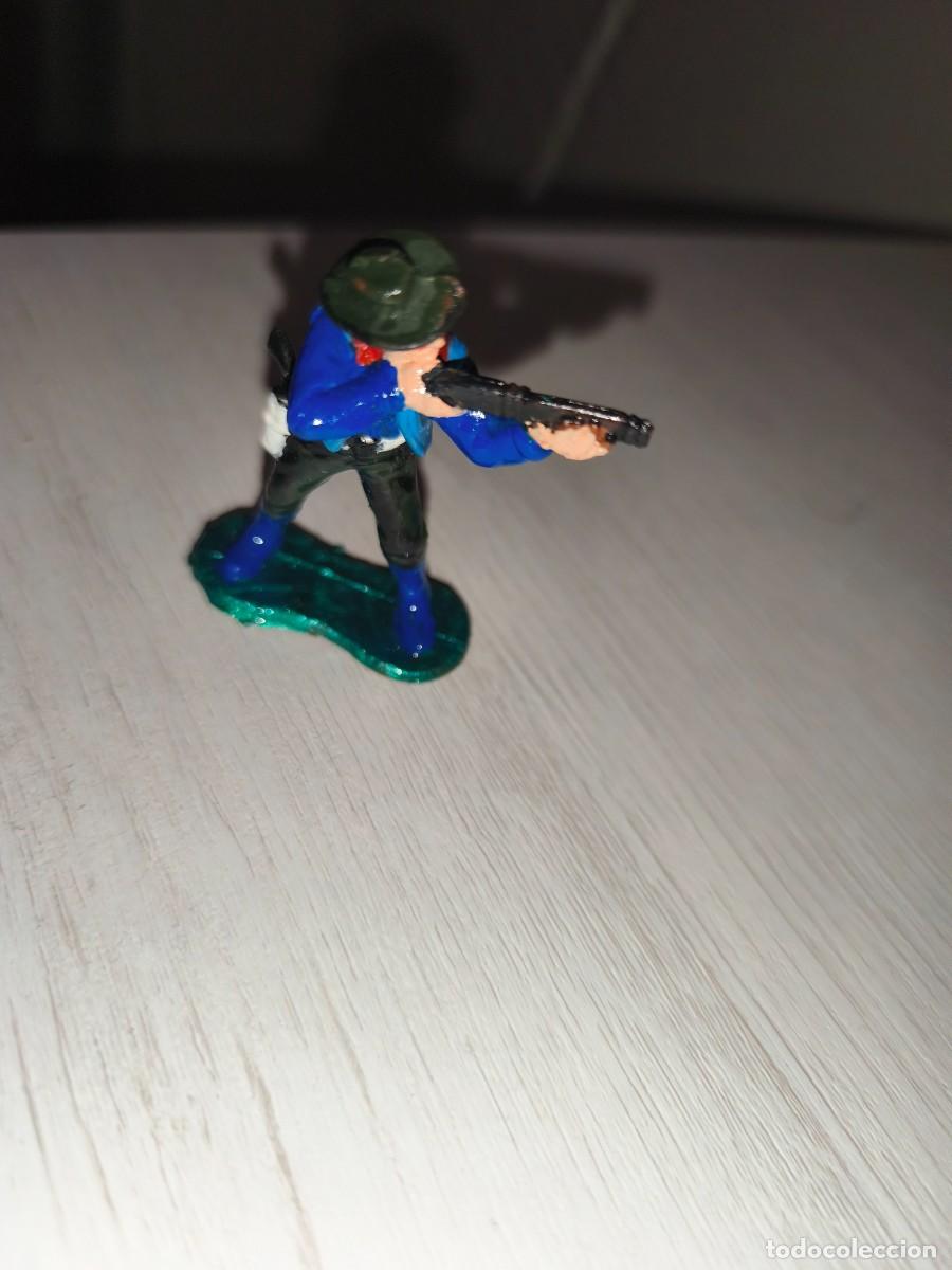 Figuras de Goma y PVC: mulecos indios y vaqueros