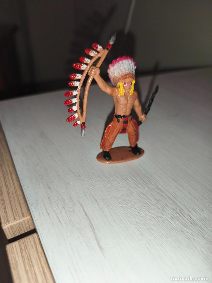 Figuras de Goma y PVC: mu&ntilde;ecos indios y vaqueros