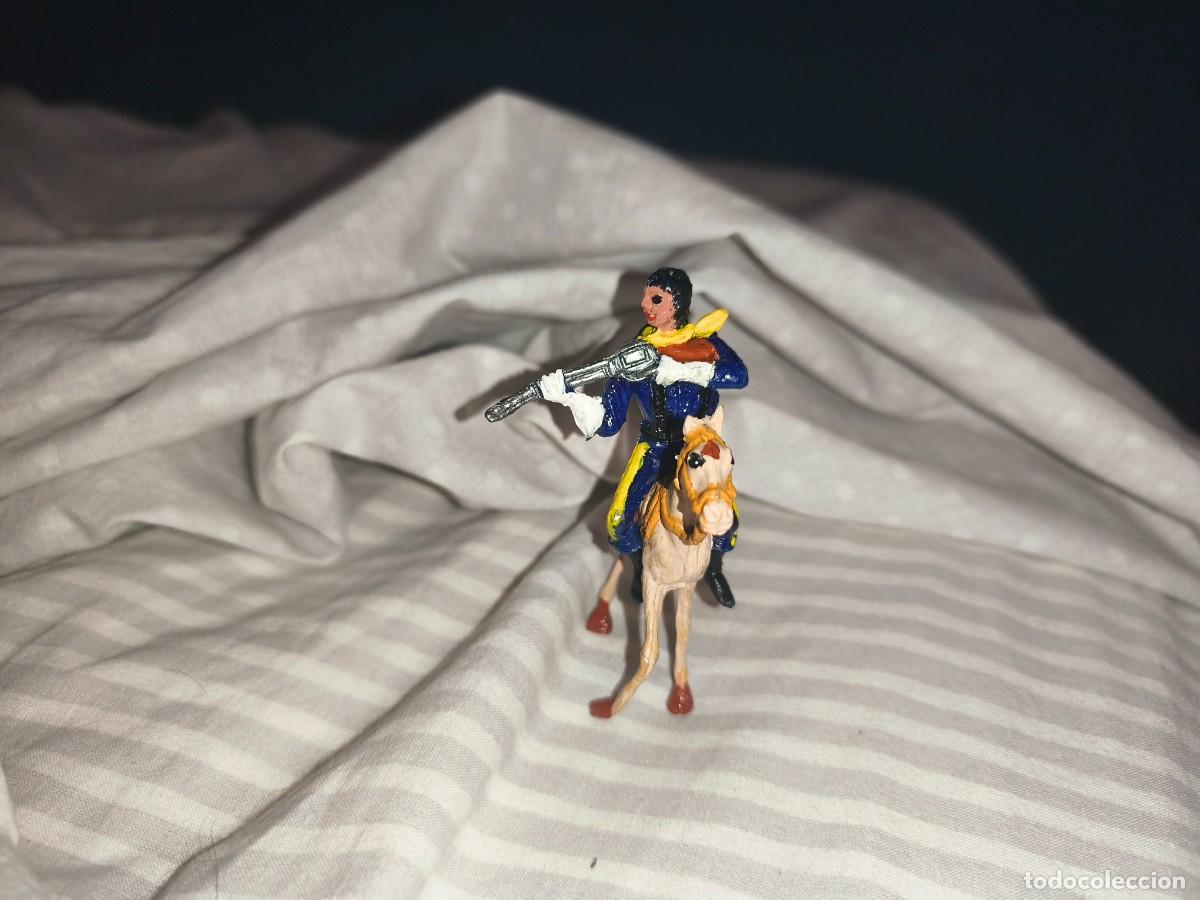 Figuras de Goma y PVC: mulecos indios y vaqueros