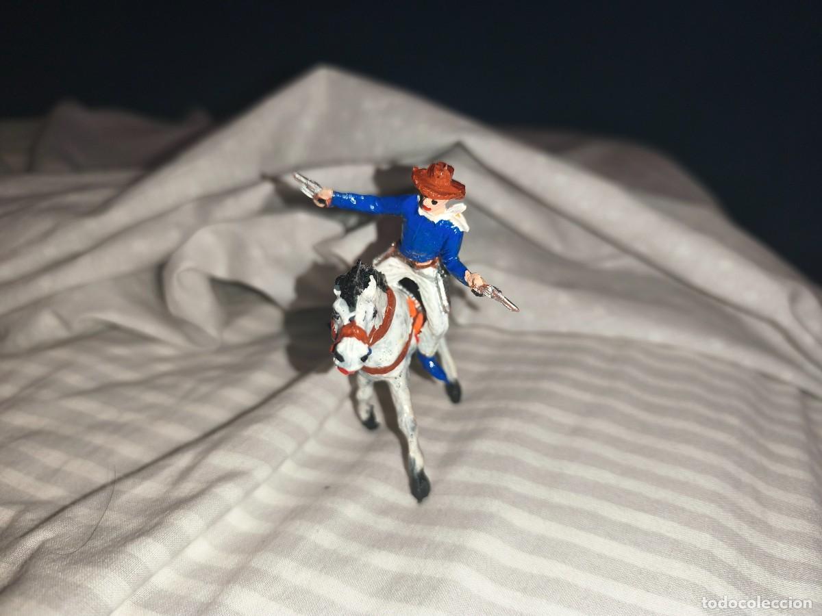 Figuras de Goma y PVC: mulecos indios y vaqueros